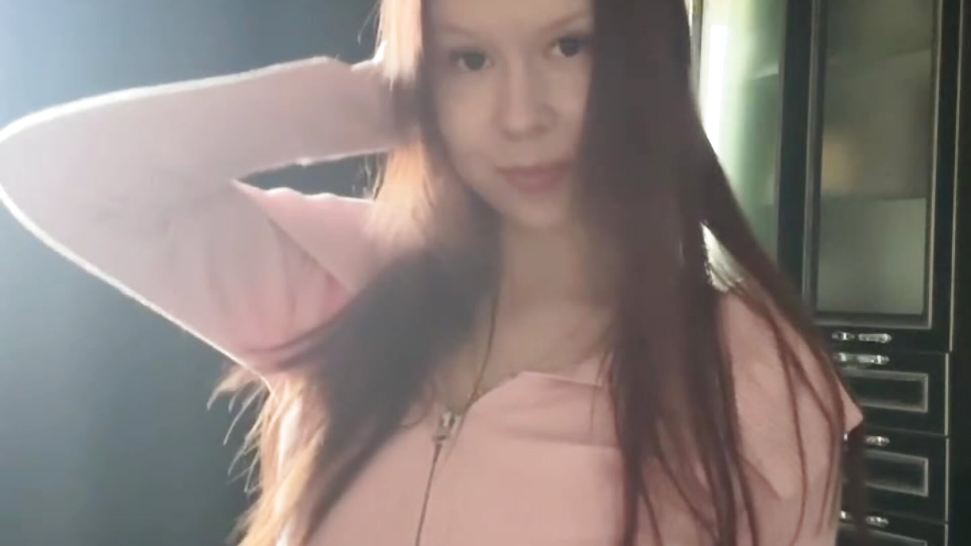 A little tease - video by JaniLauck cam model
