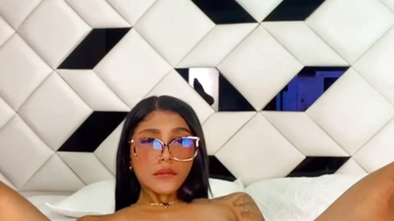🥵🌸－カメラキャストのRachelAriasの動画