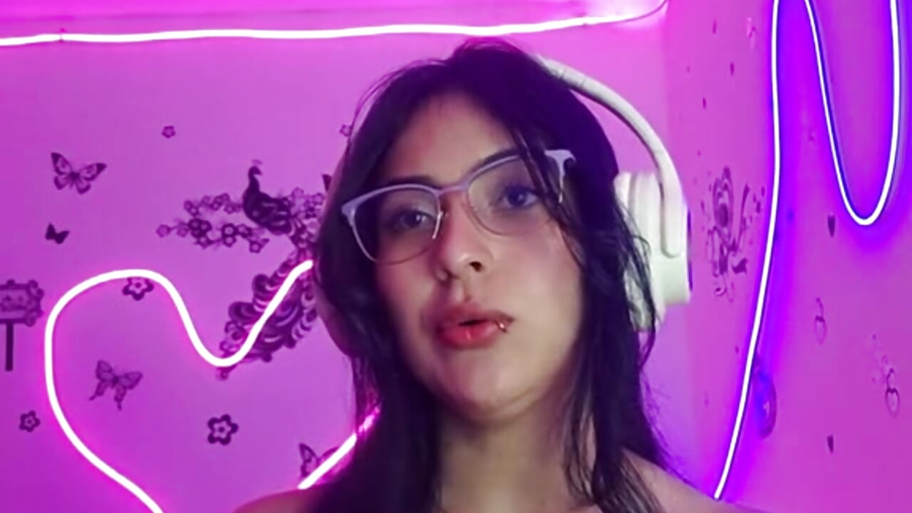 🥴 - video by Shilot_ms cam model
