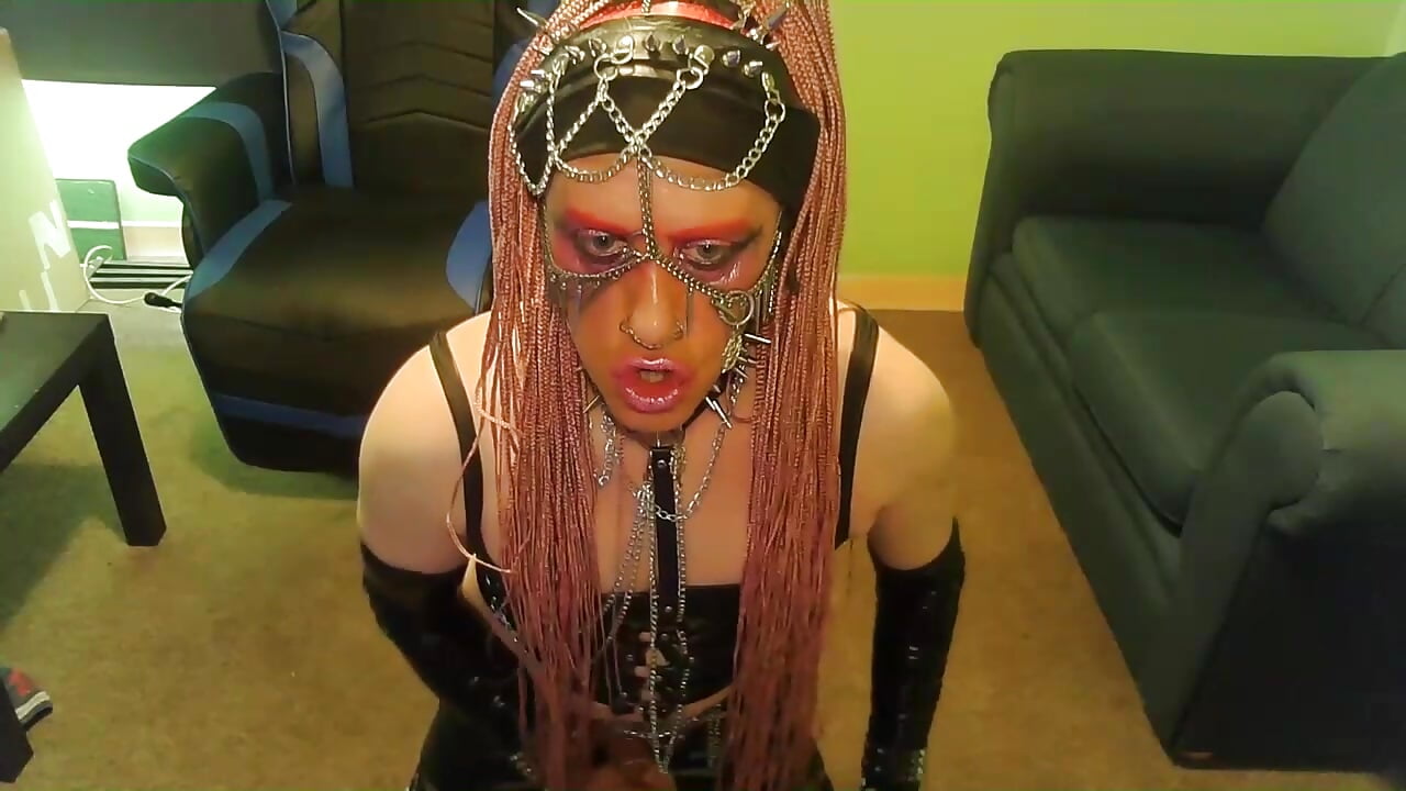 [18 Oct 14:16] Public Show