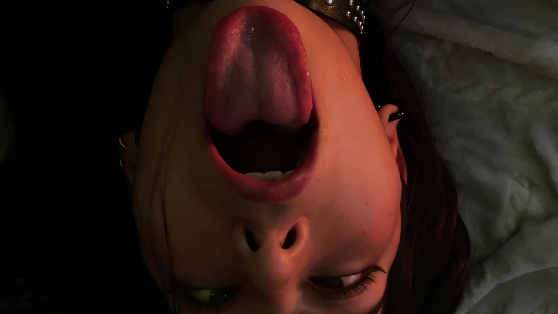 Give me my milk 💦👅 - video by Milan_Daph cam model