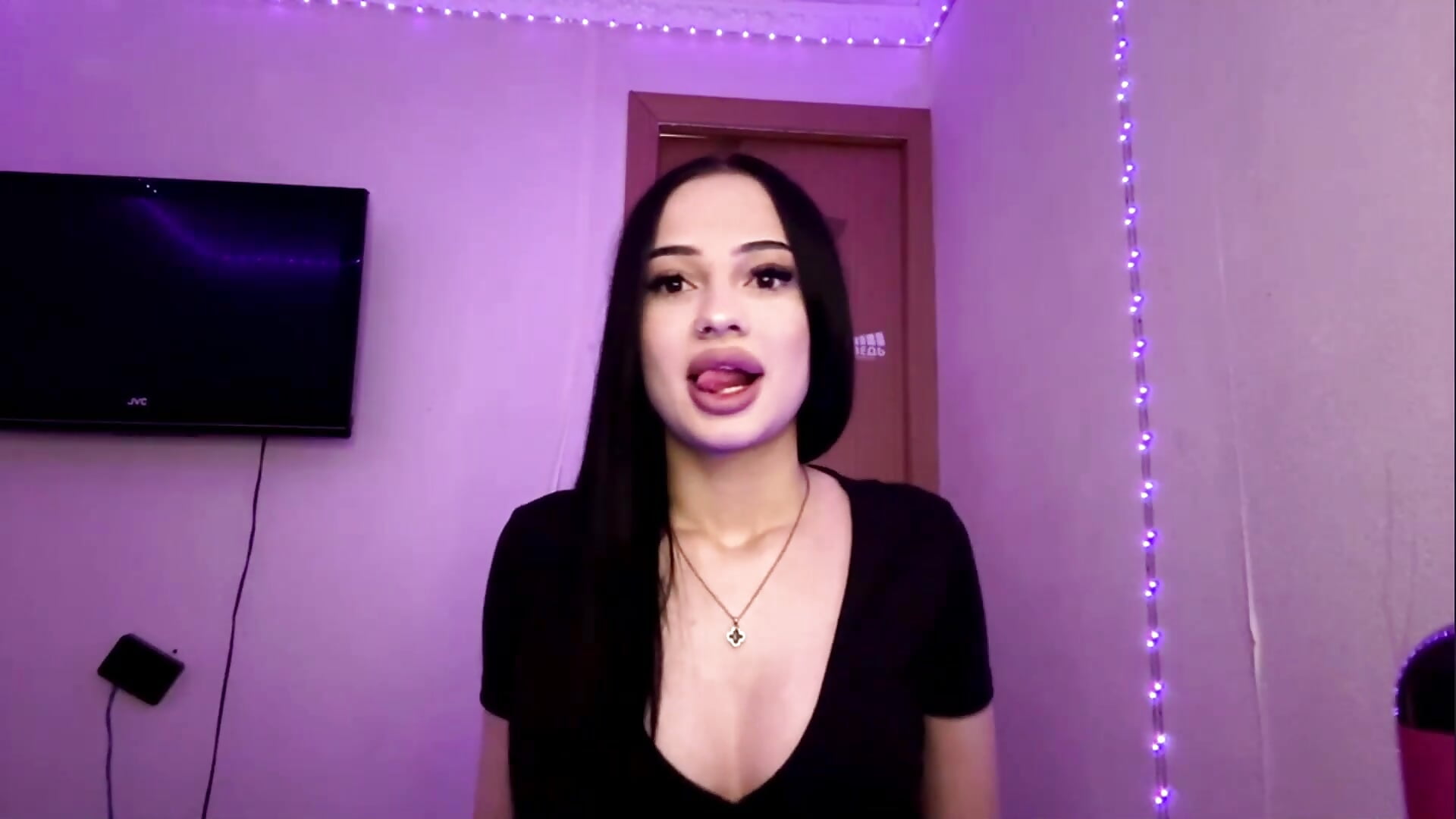 my outfit - video av MasakoRoblodowski cam-modell