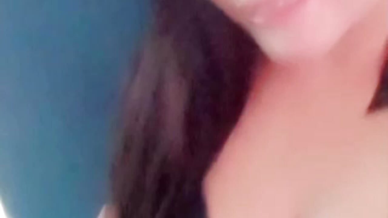 hello ♥ - Video von Eva_thens Cam-Model