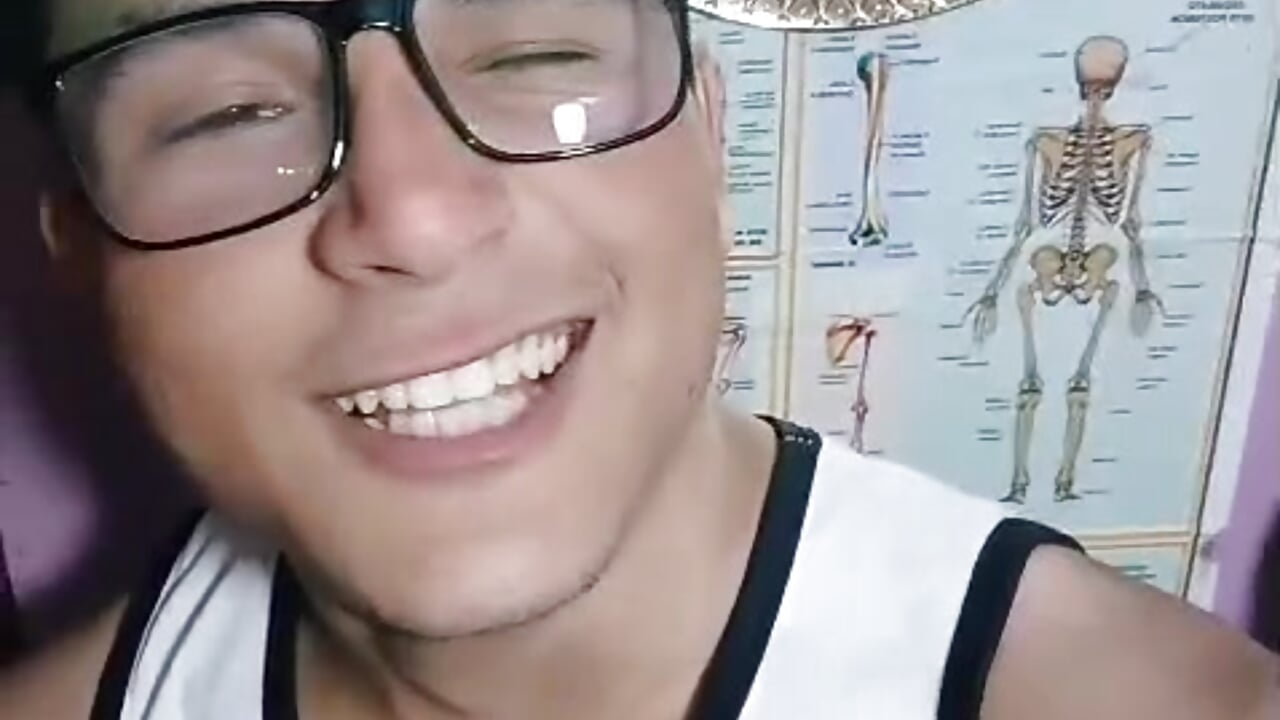 25098304-59b1-466e-bd57-ce6cad25c331 - video by Boys_sweet01 cam model