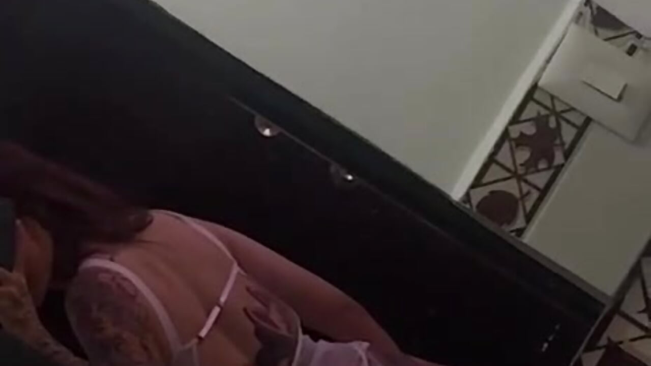 Know me! 🍑 - AlexxNoir主播的视频