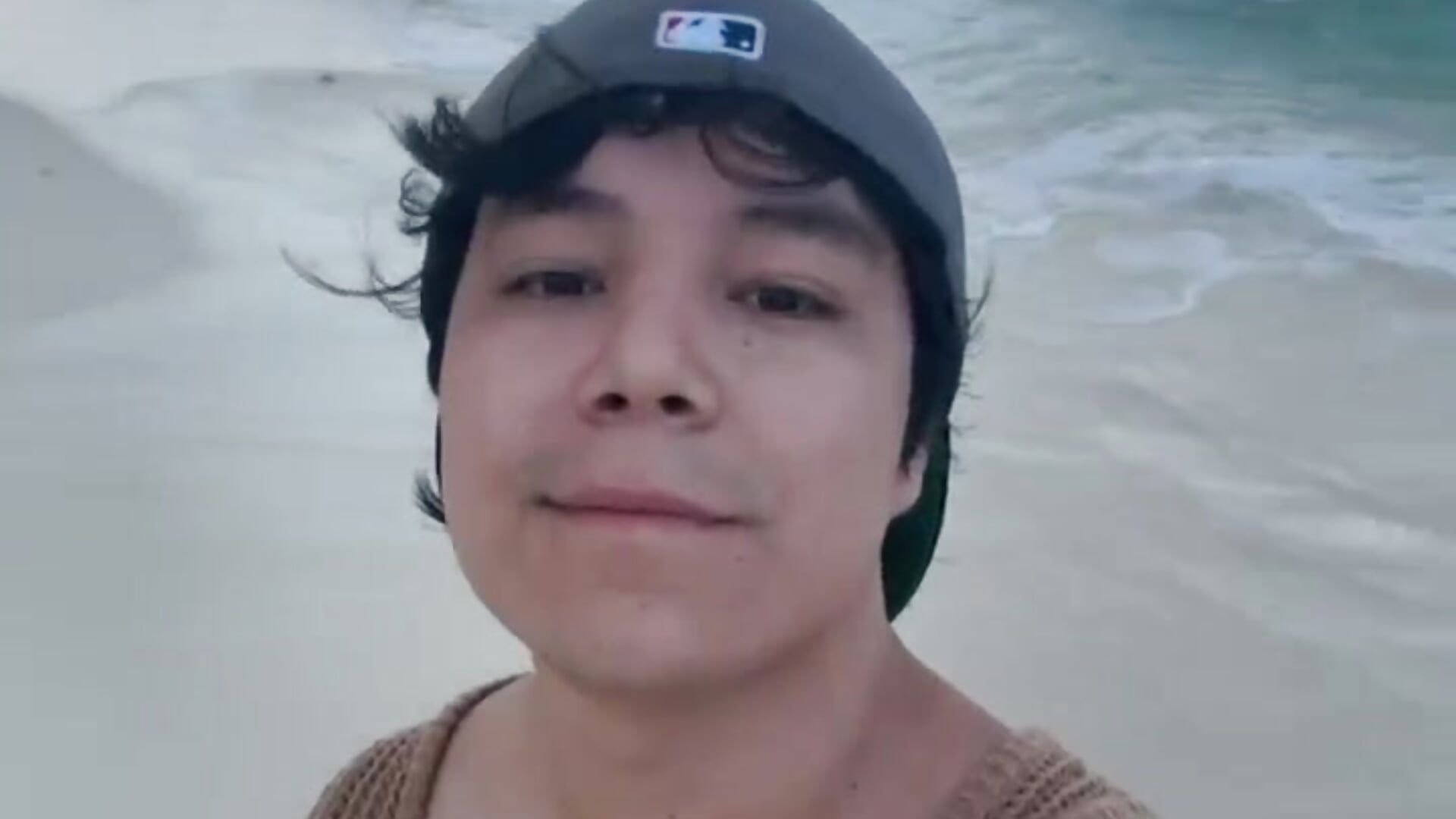 I'm happy on the beach - vidéo du modèle de showcams red_killer