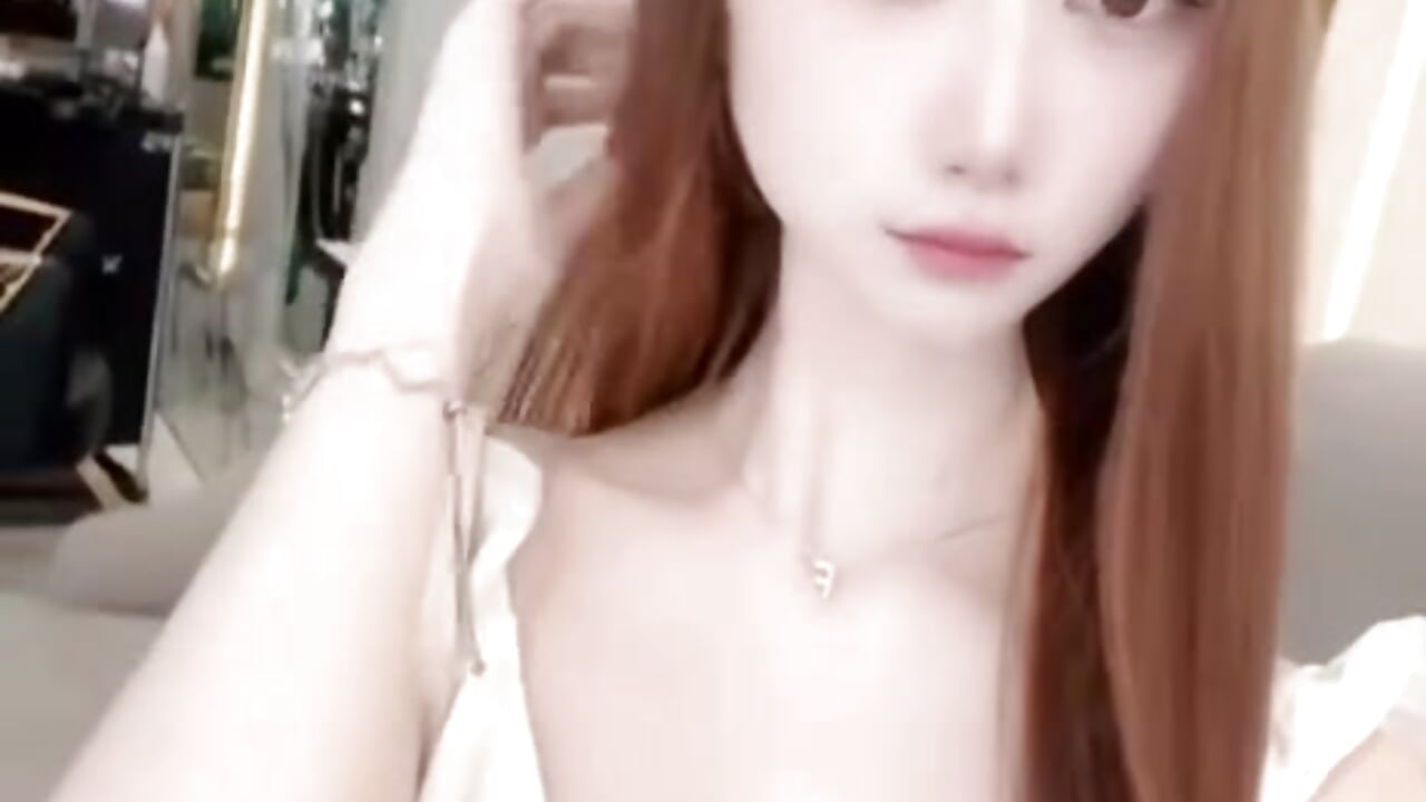 Pretty cute - ক্যাম মডেল RuthWeinraub-এর ভিডিও