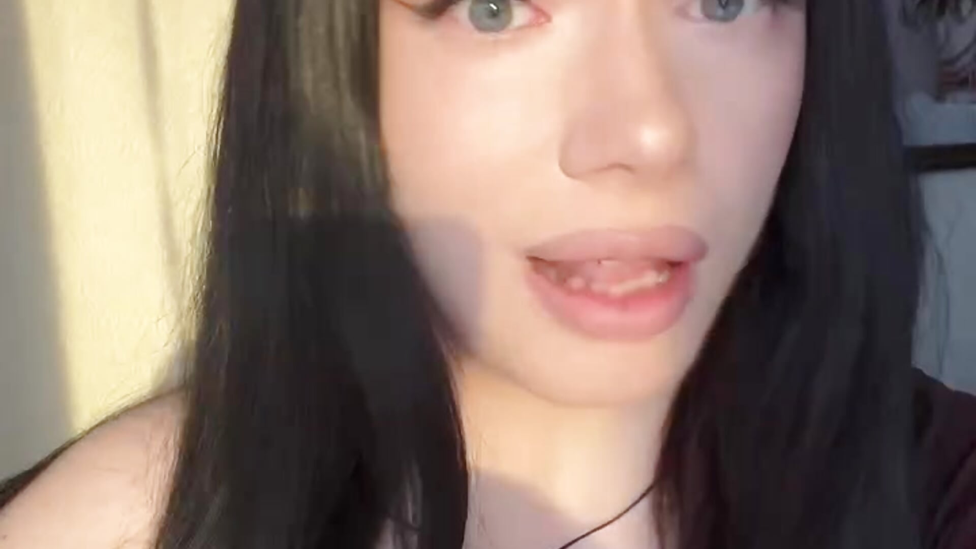 little dance :) - vídeo de KatiaWailes modelo de câmara