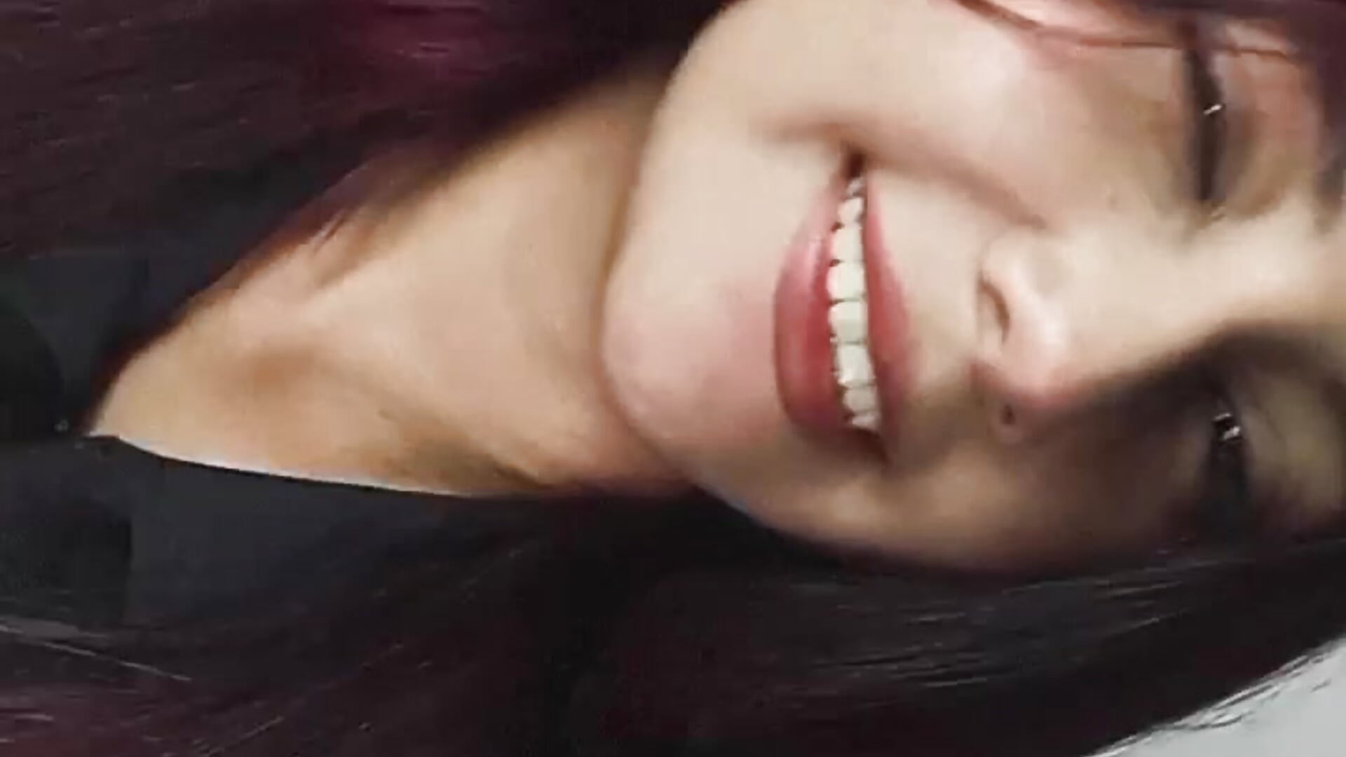 VID_20260421_195139_864 - vidéo du modèle de showcams Aurora_Noir