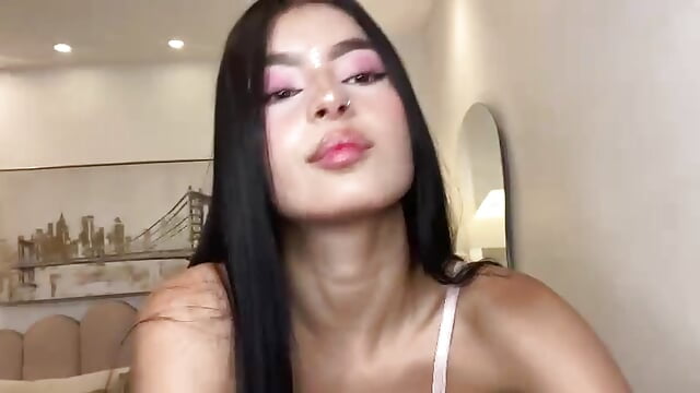 My piercings - video av amber_willow