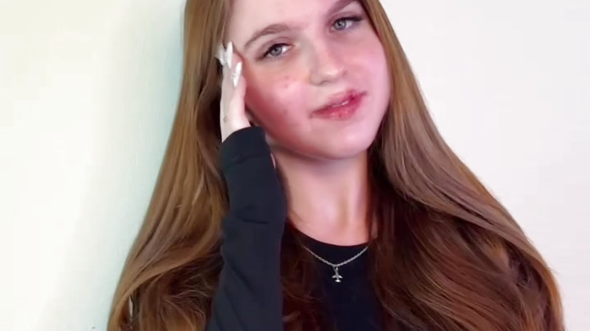 my first video - video by WeiKosareff cam model