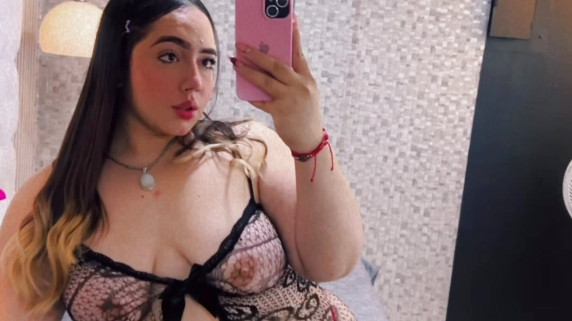 Dou you like my Boobs baby - video by violettmonroe2 cam model