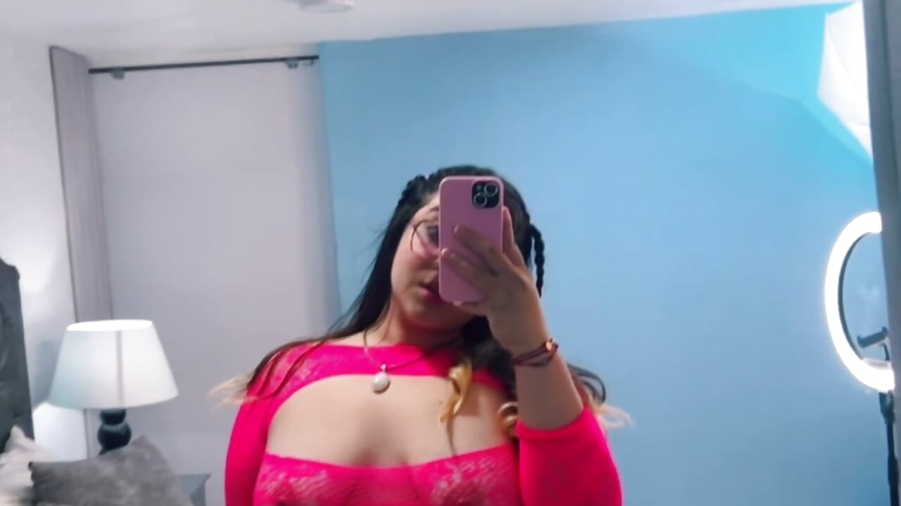Siempre esperando por ti😈 - video by violettmonroe2 cam model