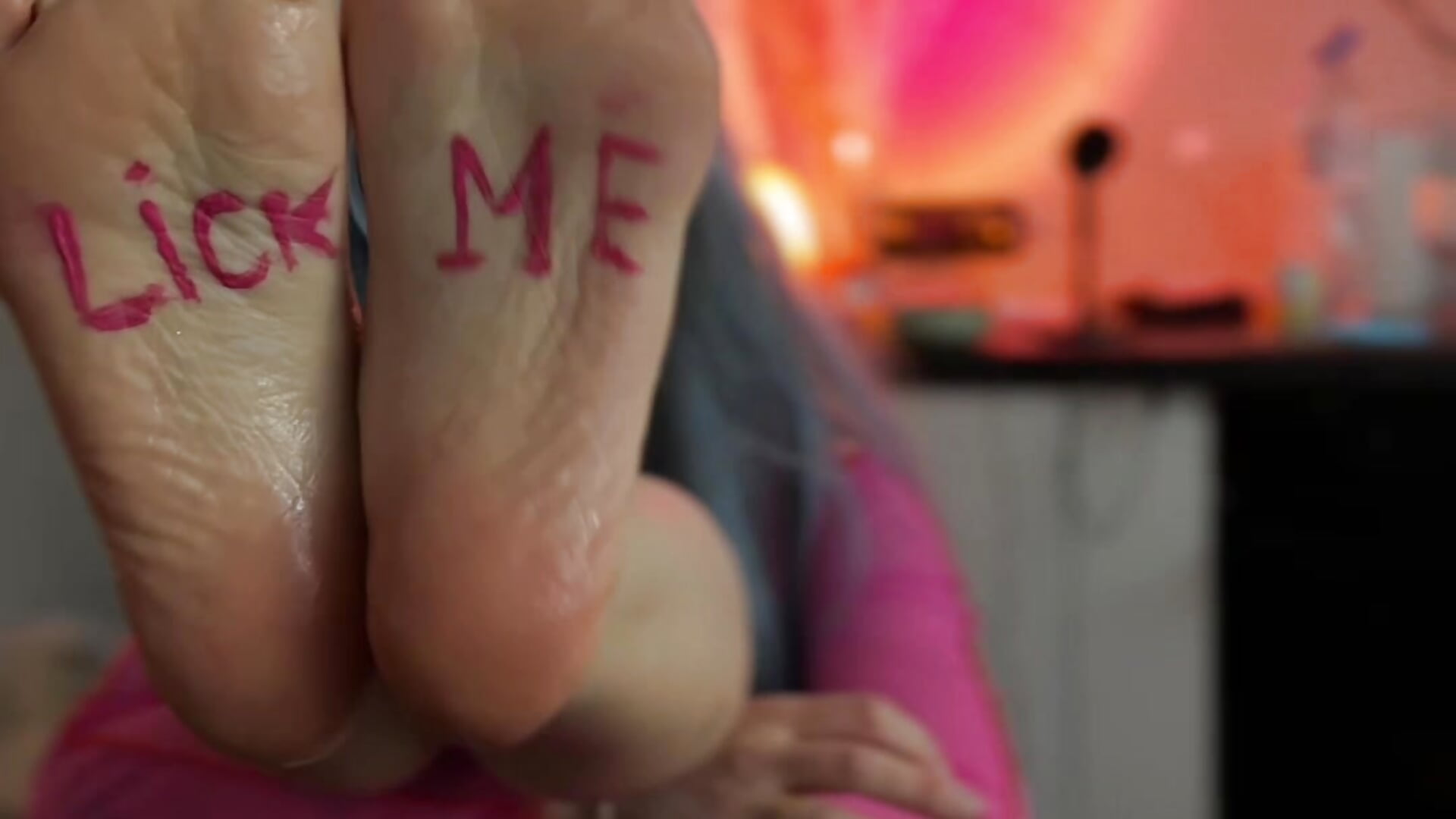 Sweet feet 🦶💖 – video af Viki_lovee cam-model