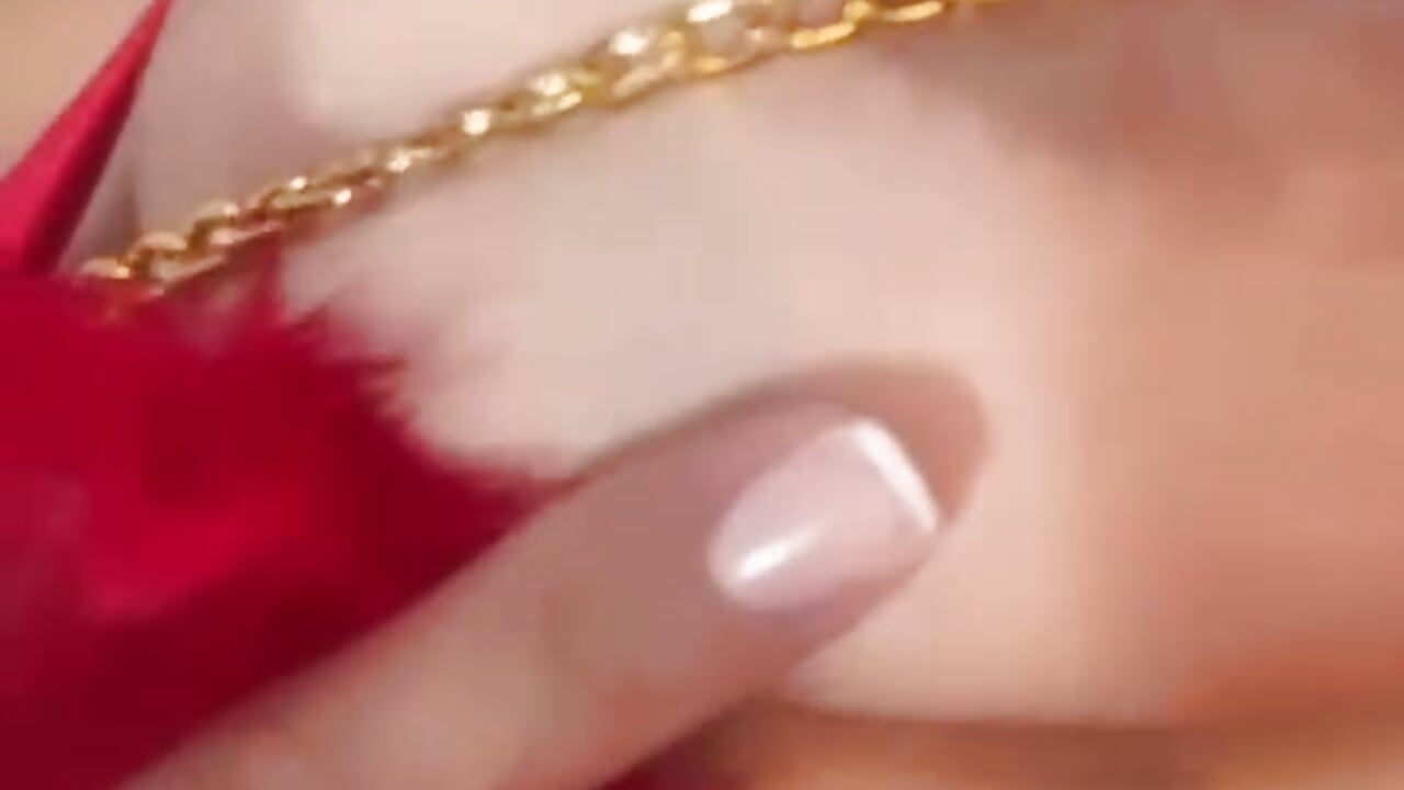 I am a naughty girl - video by michellefoxx6 cam model