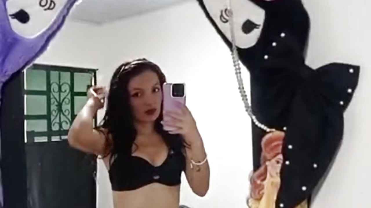 vid – video od webkamerové modelky marbella27noir