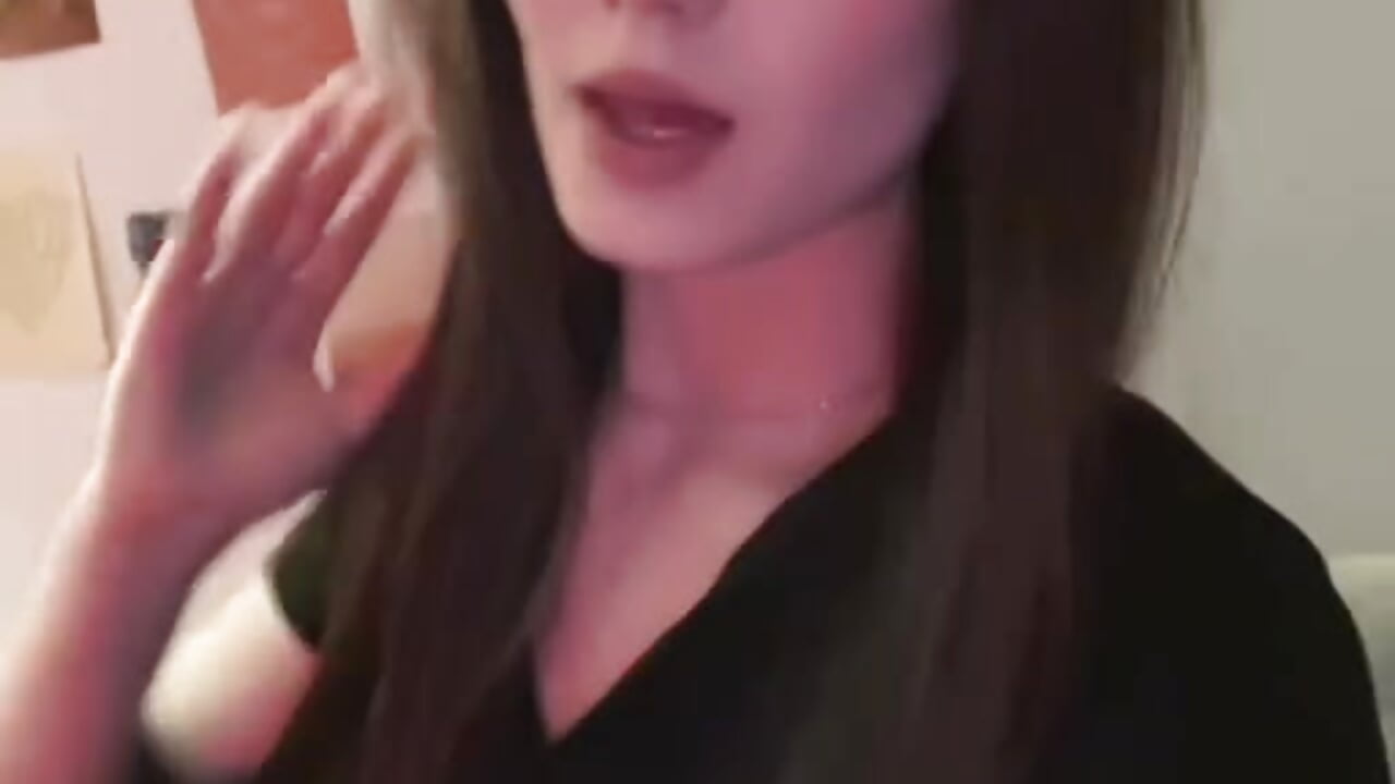 just i me <3 – video od webkamerové modelky serenenov