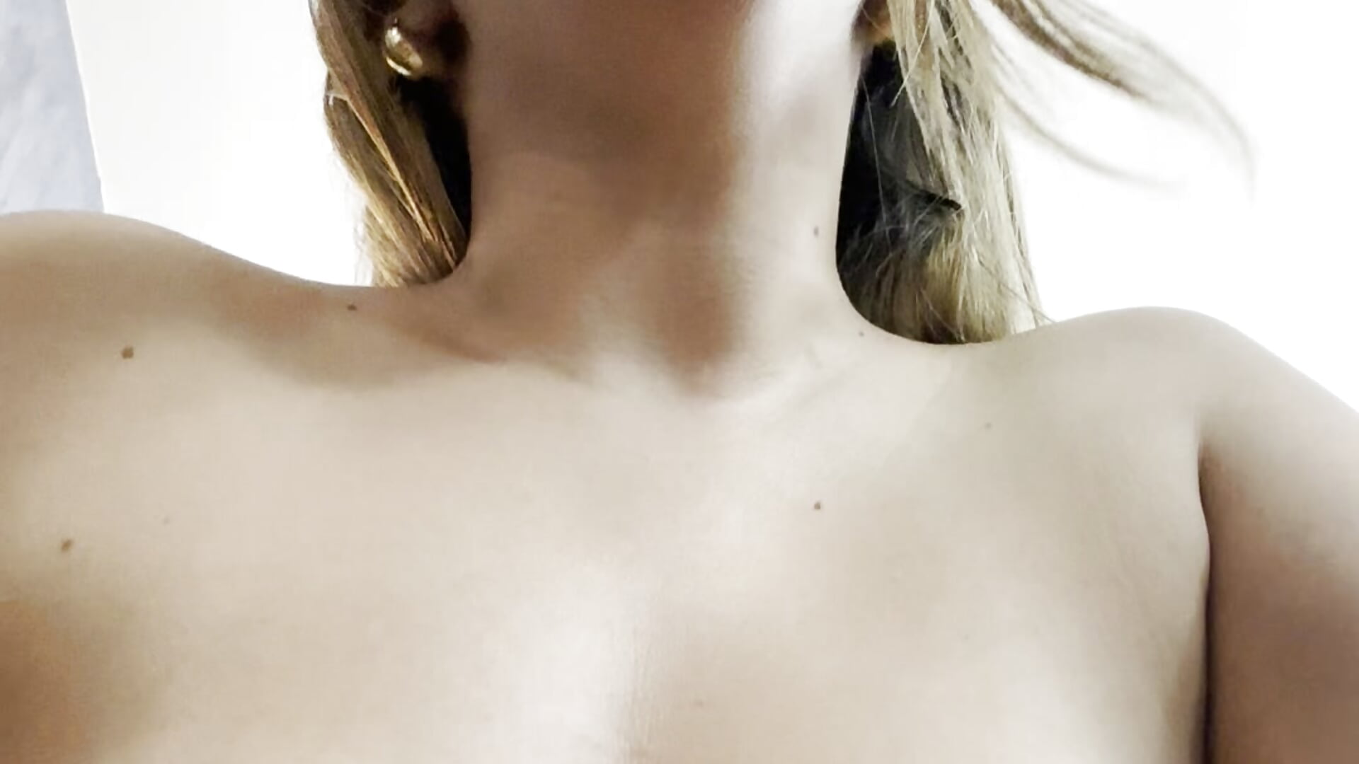 A naughty view sucking you 😈