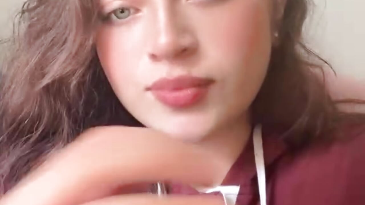 hi... - video by Selene_05