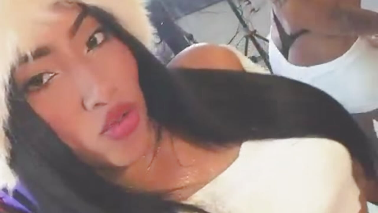 How are you today - video oleh samara_babyy kamera model