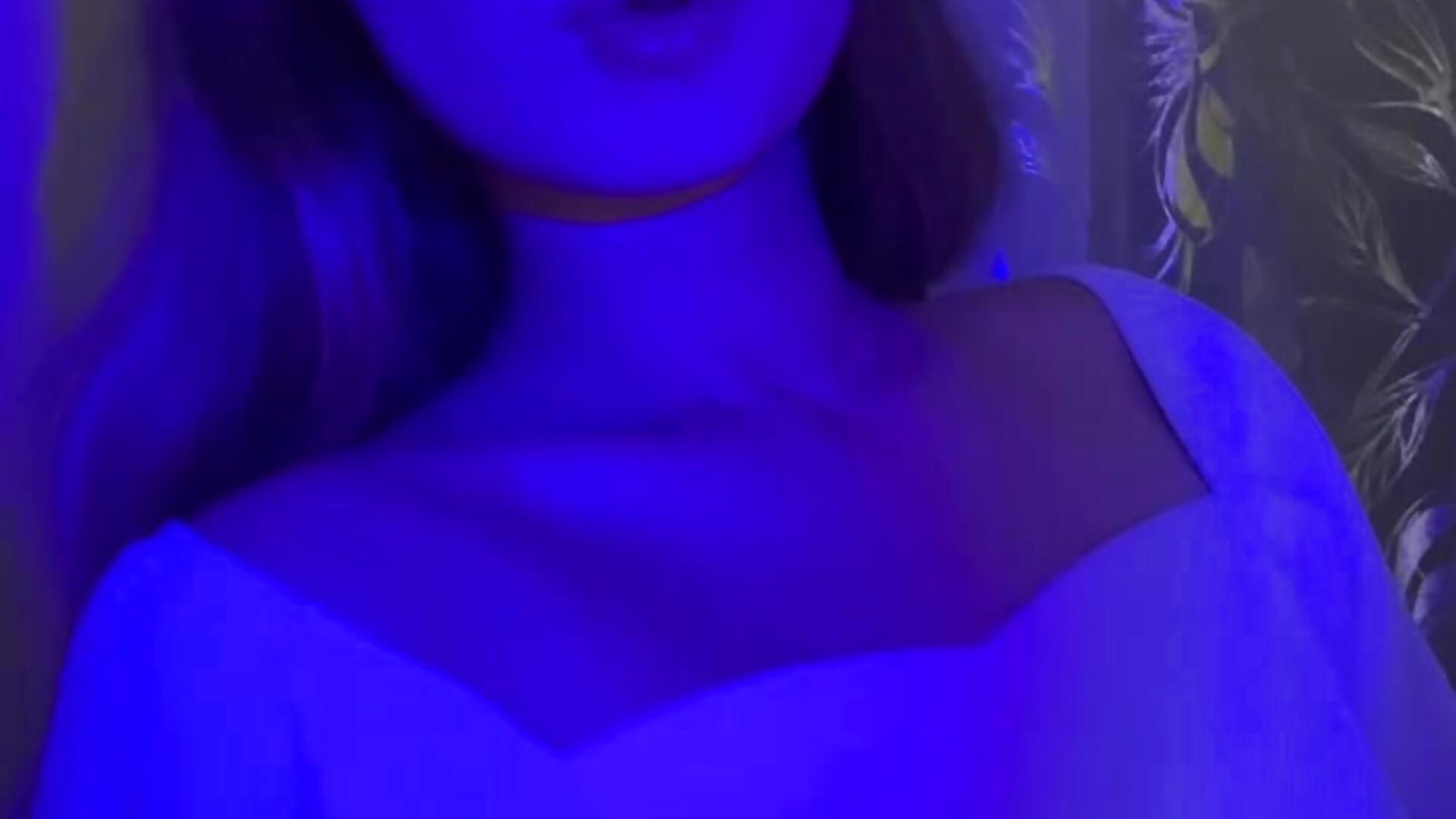 chill mood – video od webkamerové modelky GiovannaLopez