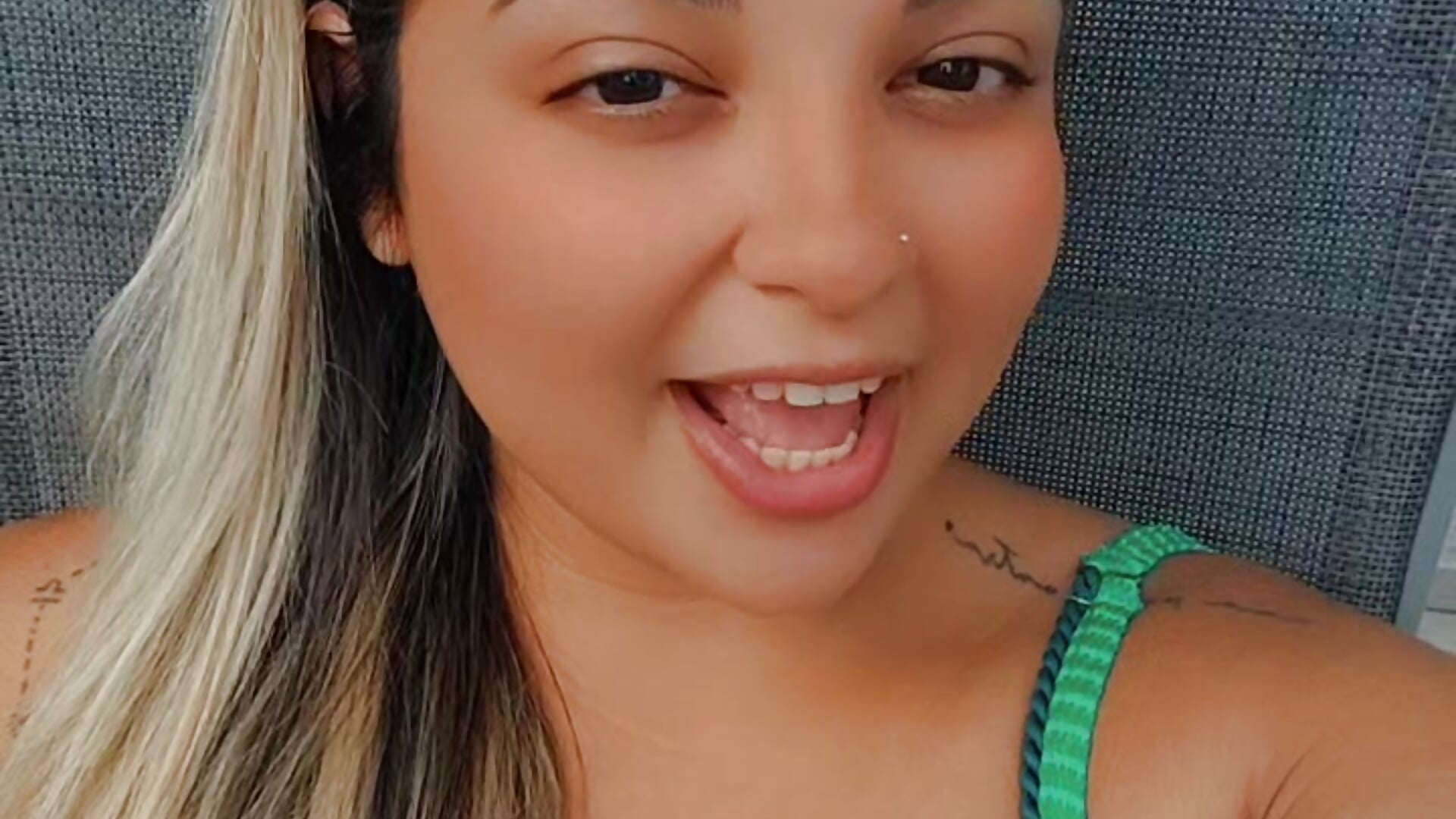 213971 – video od webkamerové modelky CasadaSafada_oficial