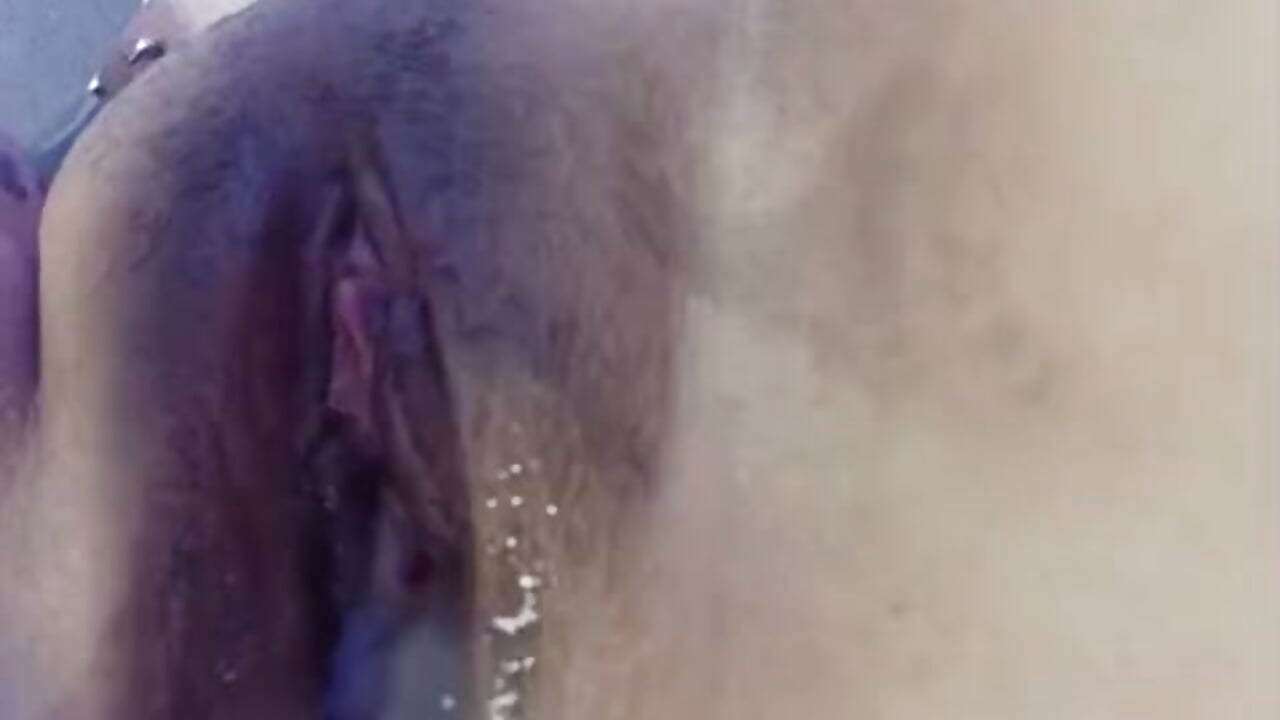 wet pussy - video oleh model kamera yutoriii