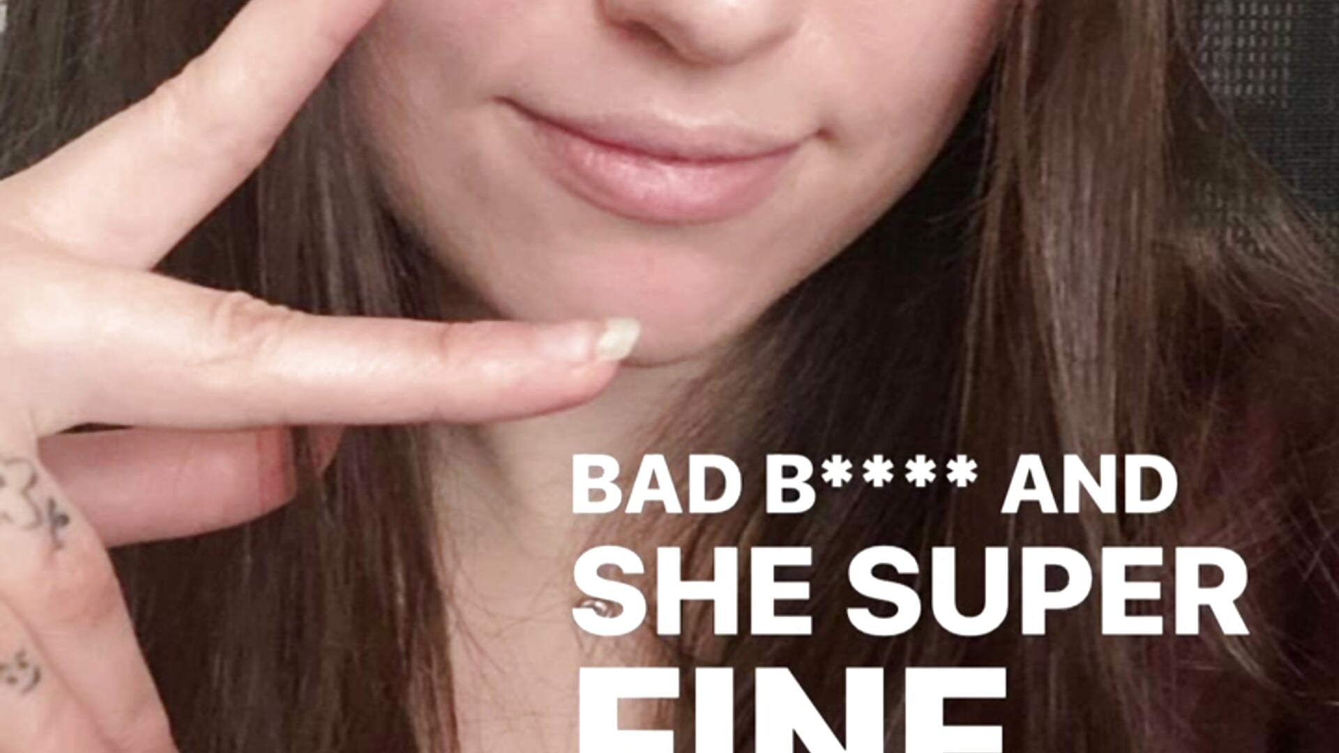 I'm super fine, say she mine - video by LisaSunrise cam model
