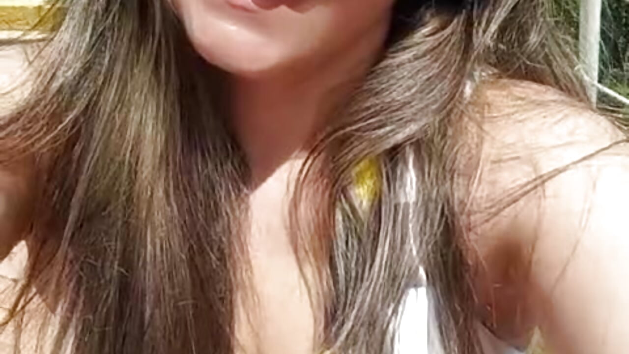 naturaleza – video modela na kameri Angel_Nova_