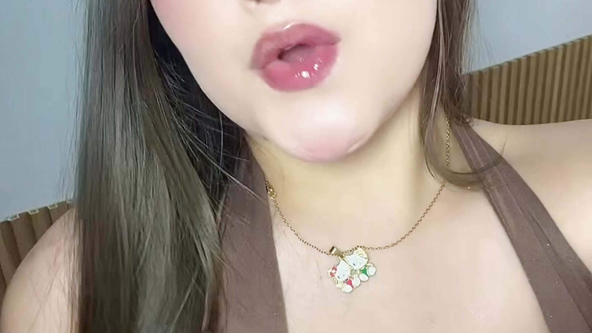 🫵🏻😍 - video by Krysstal_tay1 cam model