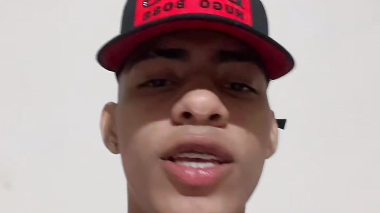 profile-intro-video-1777158068 - vidéo du modèle de showcams Antonelo_blake