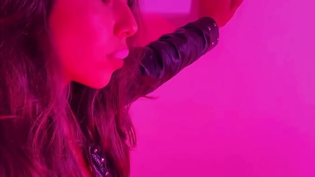 , - video by Mia_squirtlatin cam model