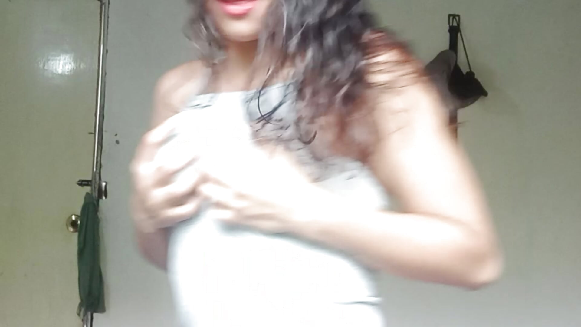 VID_20260427_124027 - Vídeo de yenihernandez_123, modelo de vídeos