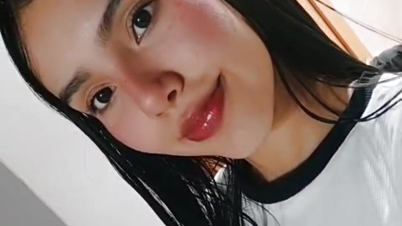 hi 💋 - video oleh nahomy_park kamera model