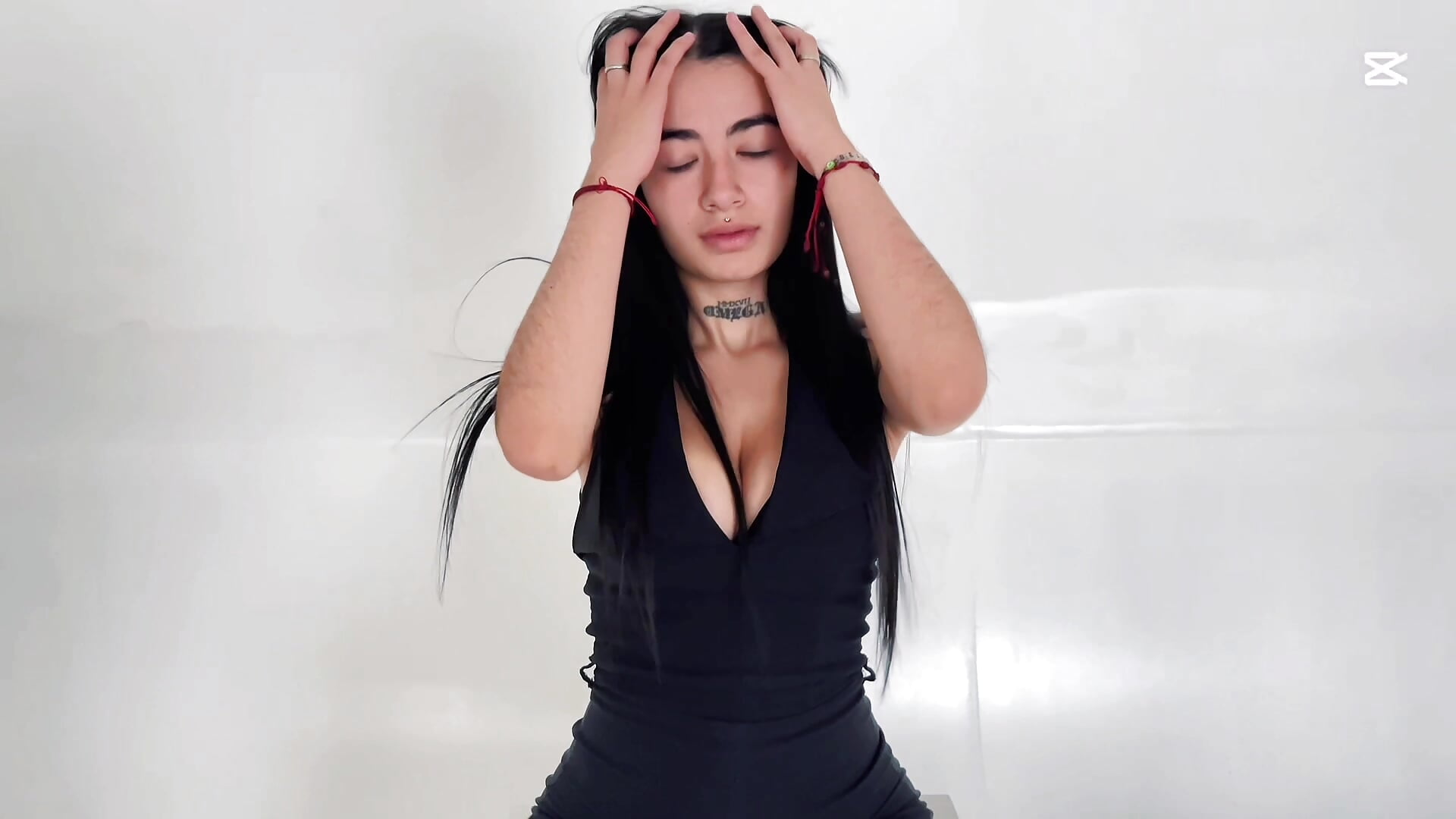 So sexy - 視頻由 MeegannEvanss 主播提供