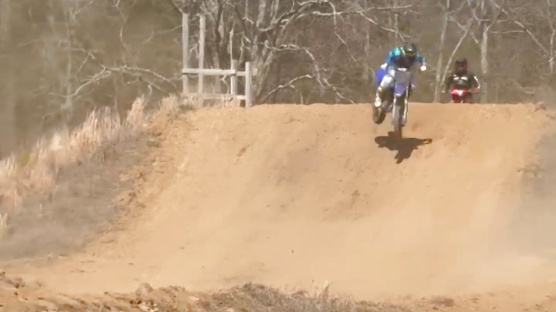 Shredding the 2018 yz250f - วิดีโอ XXX โดย DefSexy