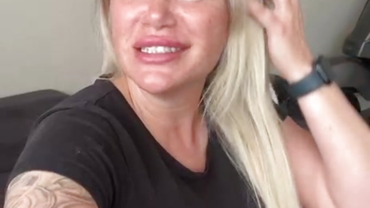 Hier ist die Mia - vídeo de Mia_Rush modelo de câmara