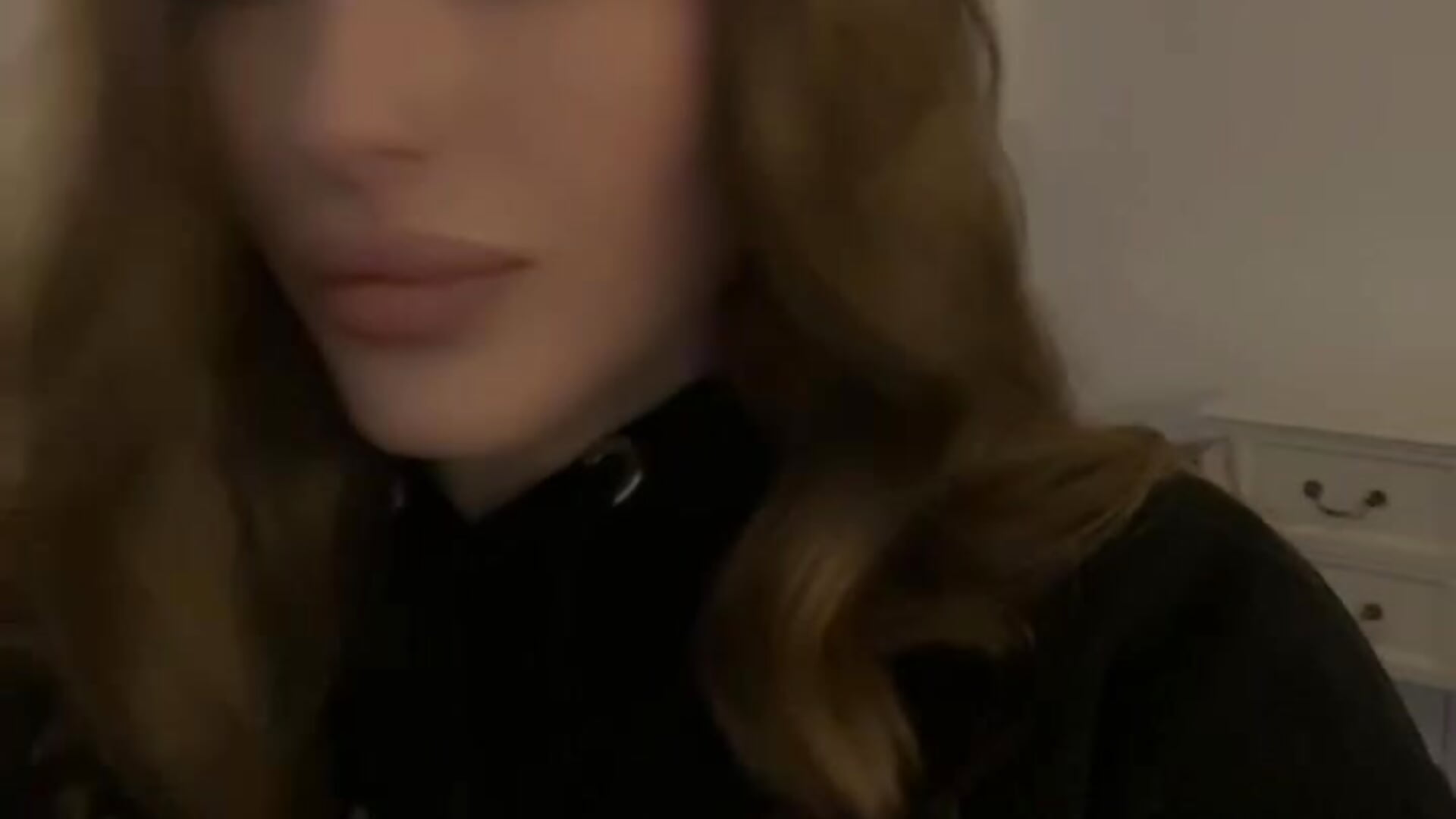 Just Me<3 - 視頻由 DianaGraves 主播提供