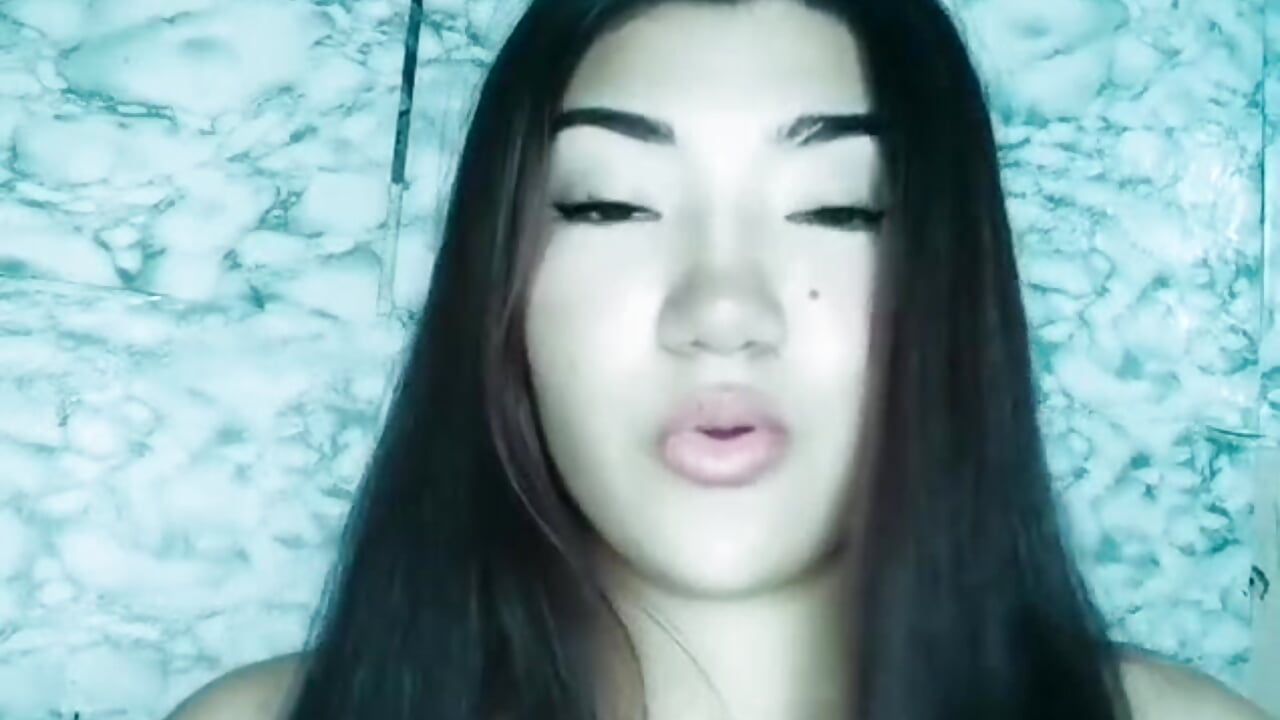 1000472714 - video by Francis_bella cam model