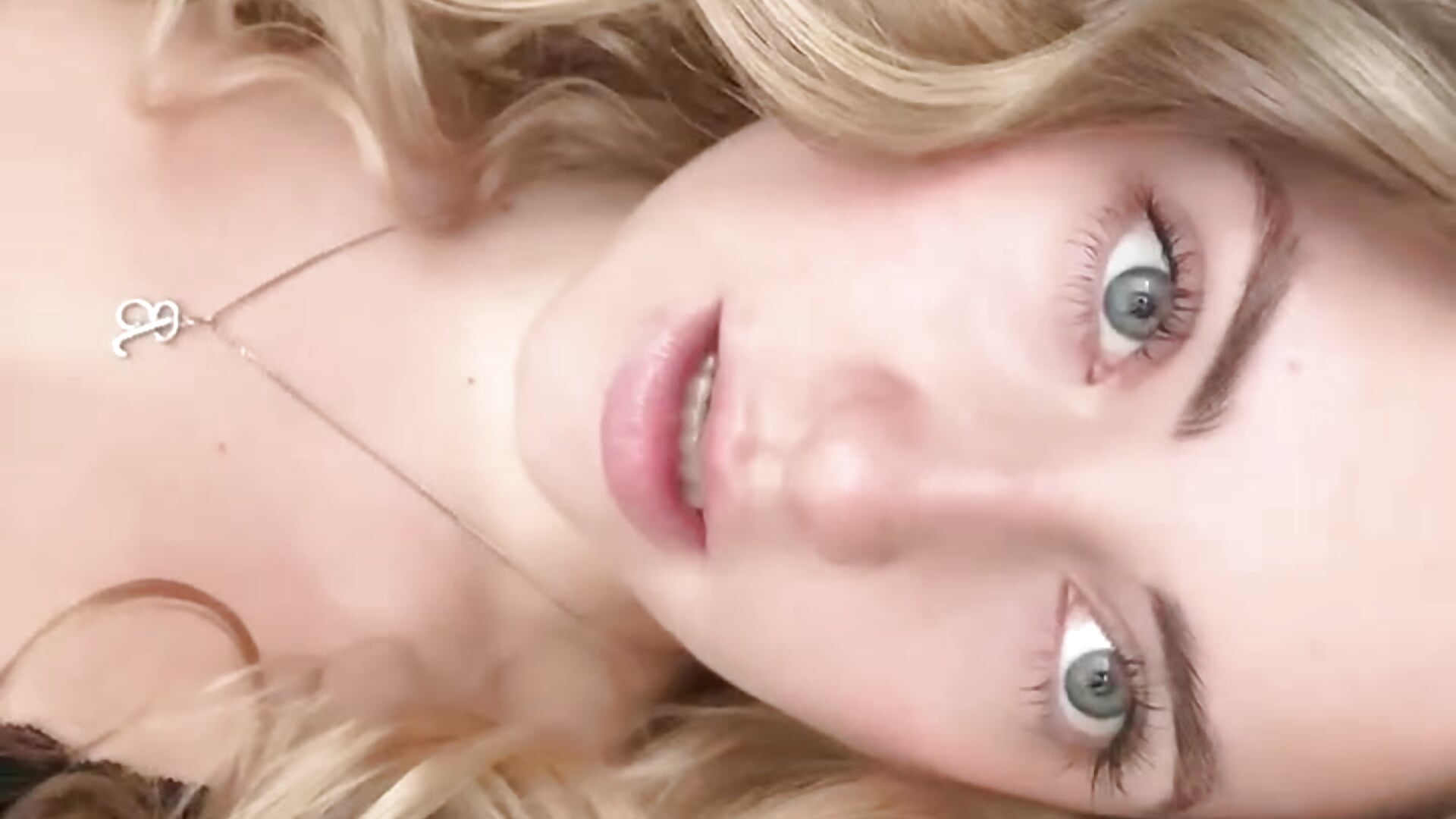 Me:3 - Video von BernardaKrasner Cam-Model