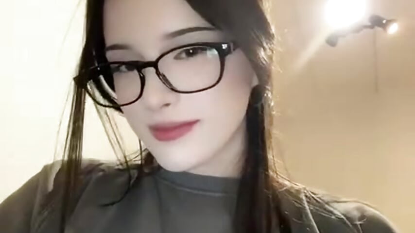 Lipsync #1 - Vídeo de twilighttease, modelo de vídeos