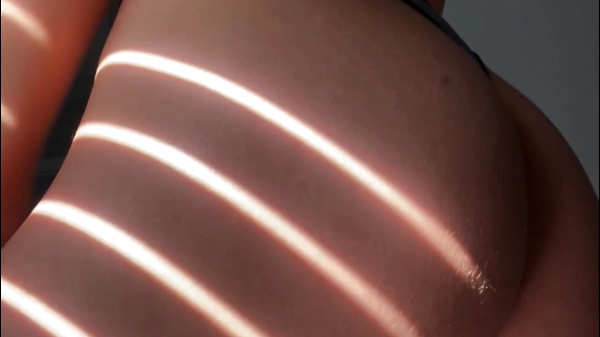 Słoneczne Szepty - Whispers of Dawn - video by Sunlit_Secret cam model
