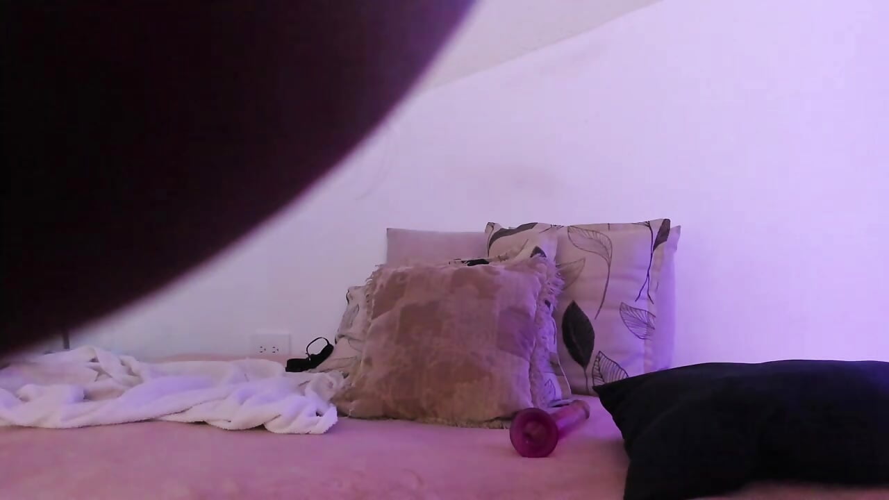 Rub my pussy and ride my dildo 🔥🍆