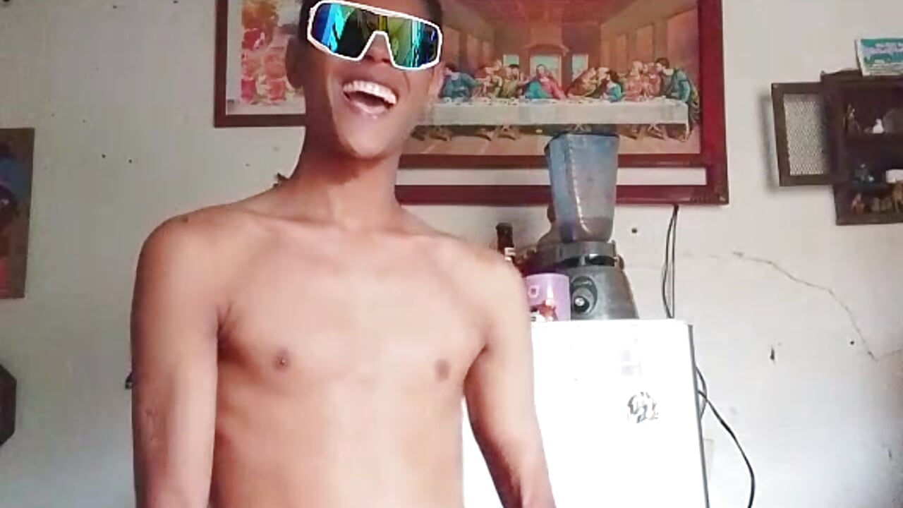 Music 🎶 - video by Daniel_hot_1 cam model