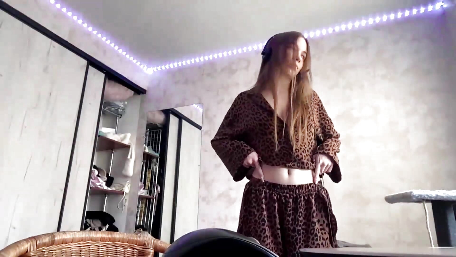 Heey its me - video di Sonya_Solnarima modella di cam