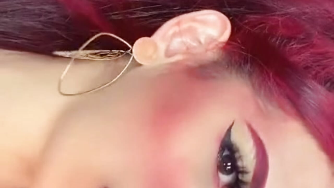 WhatsApp Video 2026-04-28 at 9,38,28 PM (4) – video af Charlotte_Oficial cam-model