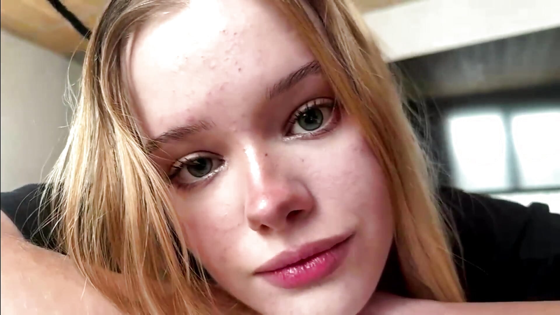 my eyes - video by Malinwitch cam model
