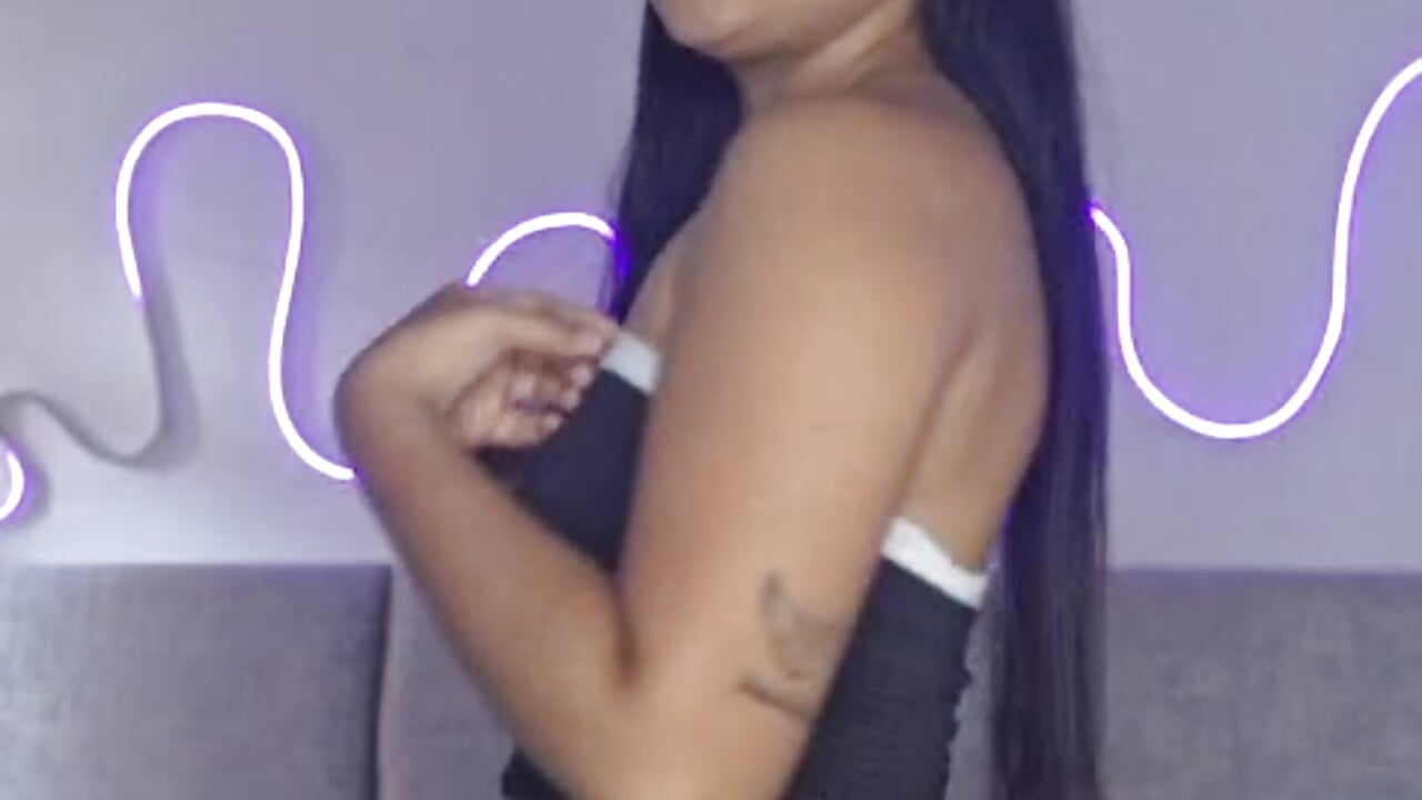 😋😋 - clip cu Yiiraaa1 model videochat