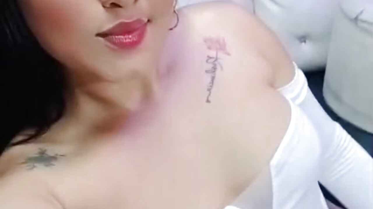 VERY HOT - 視頻由 your_simplewish 主播提供