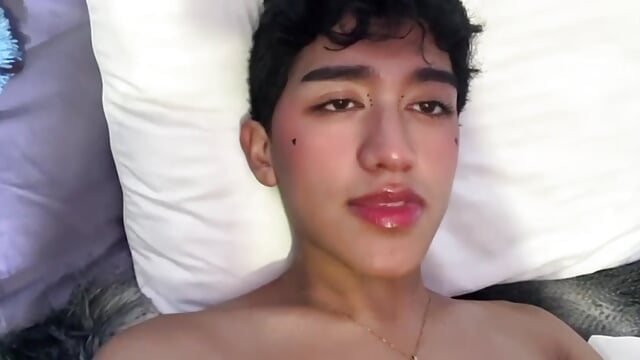 Hello – video af Sissy_twinks cam-model